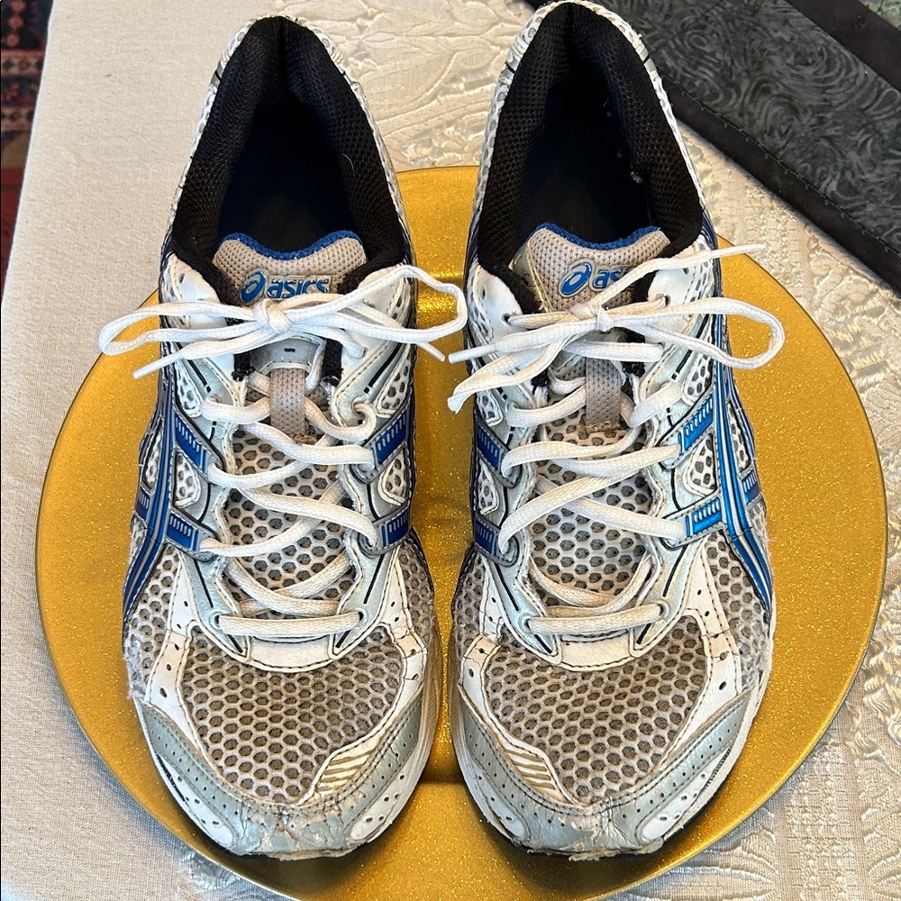 Asics Mesh Men’s Sneakers in White and Blue Size 11; Worn, but Freshly Washed!